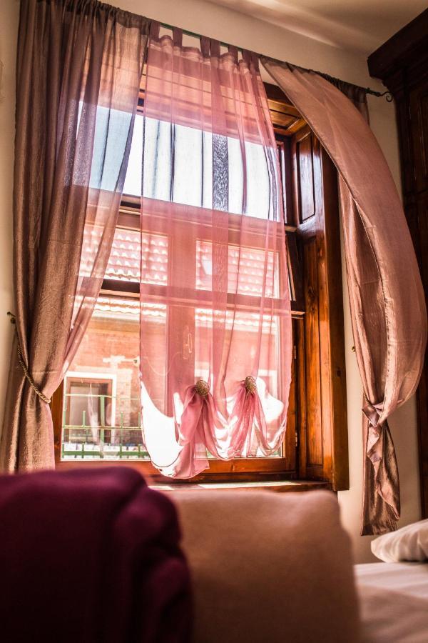 9 Stylish Suite In Unirii Square Temešvár Exteriér fotografie